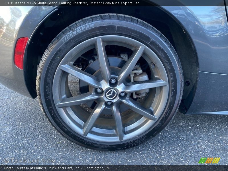 Meteor Gray Mica / Sport Tan 2016 Mazda MX-5 Miata Grand Touring Roadster