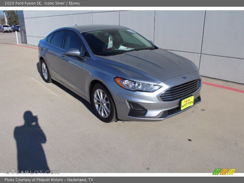 Iconic Silver / Ebony 2020 Ford Fusion SE