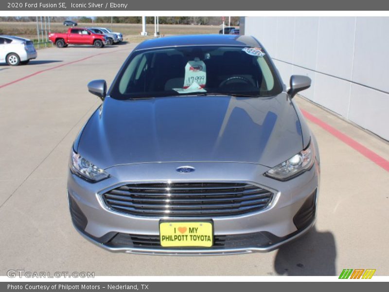 Iconic Silver / Ebony 2020 Ford Fusion SE