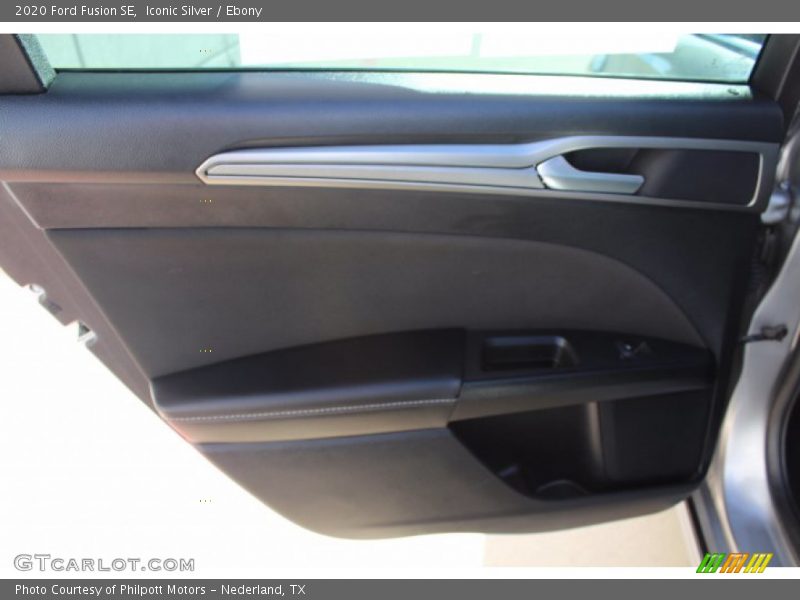 Iconic Silver / Ebony 2020 Ford Fusion SE