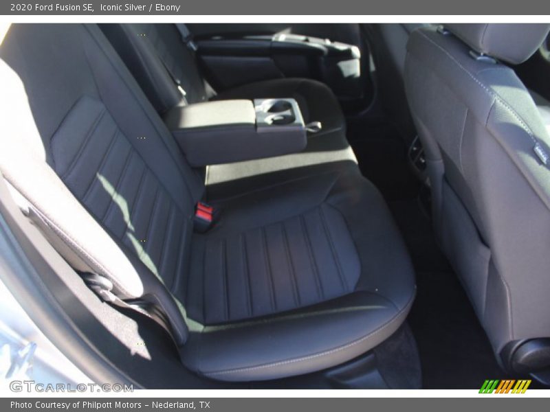 Iconic Silver / Ebony 2020 Ford Fusion SE