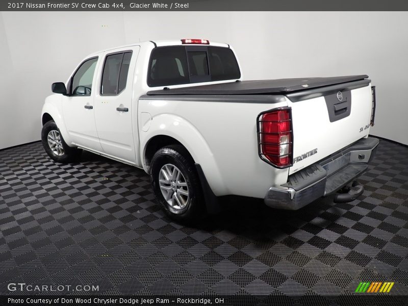 Glacier White / Steel 2017 Nissan Frontier SV Crew Cab 4x4