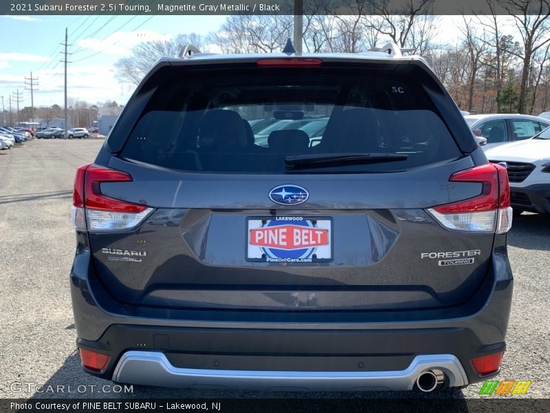 Magnetite Gray Metallic / Black 2021 Subaru Forester 2.5i Touring