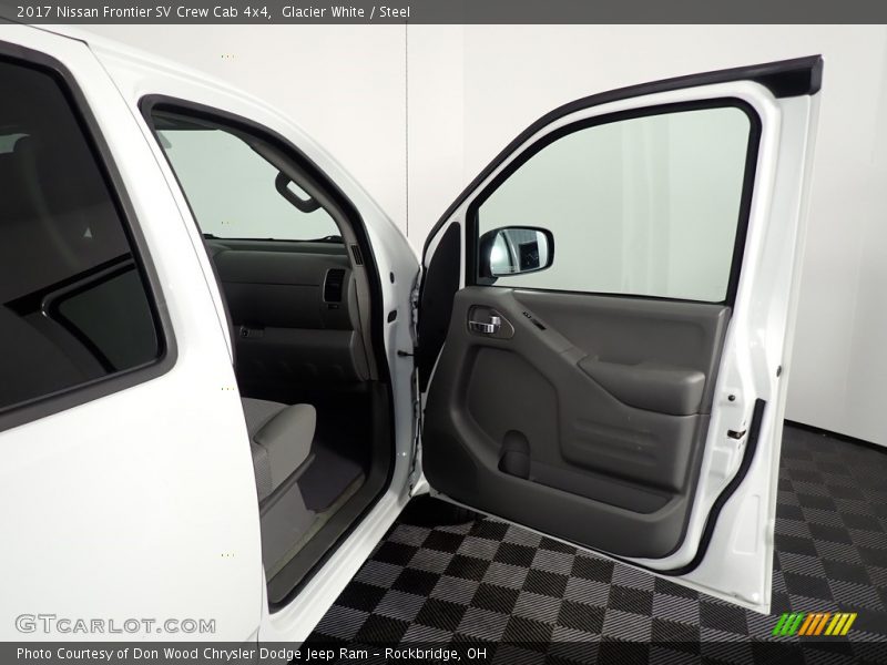 Glacier White / Steel 2017 Nissan Frontier SV Crew Cab 4x4