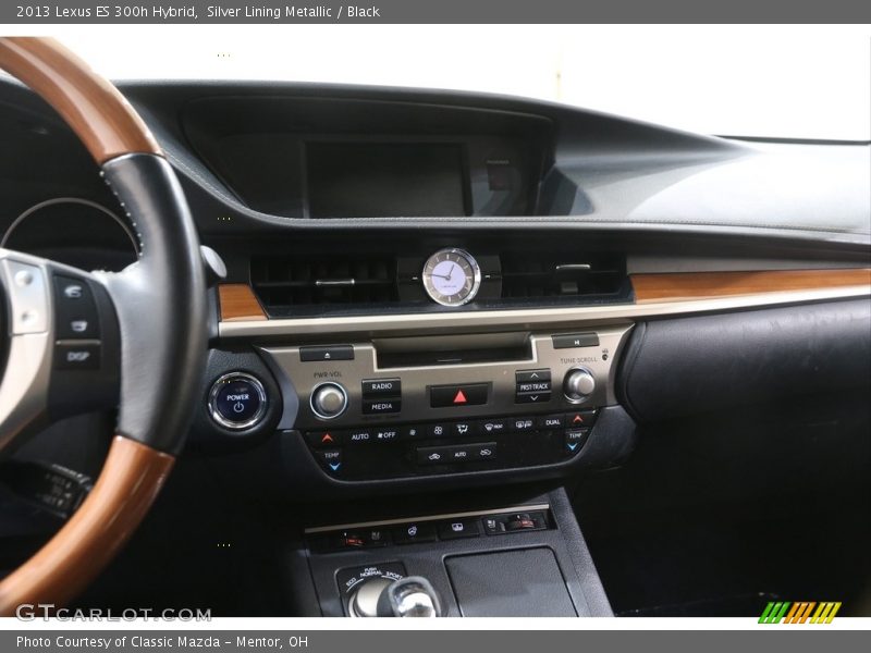 Silver Lining Metallic / Black 2013 Lexus ES 300h Hybrid
