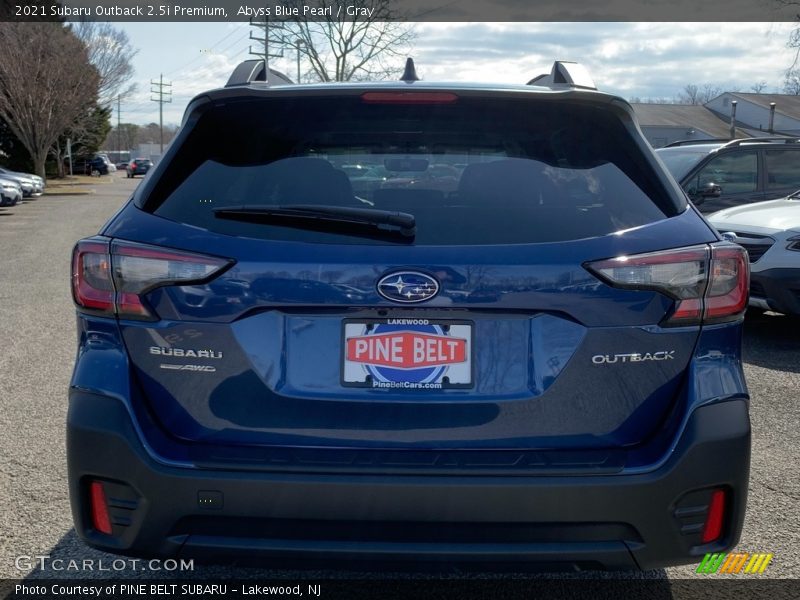 Abyss Blue Pearl / Gray 2021 Subaru Outback 2.5i Premium