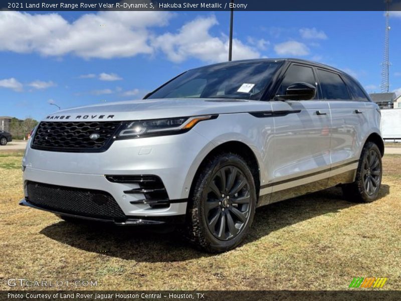 Front 3/4 View of 2021 Range Rover Velar R-Dynamic S