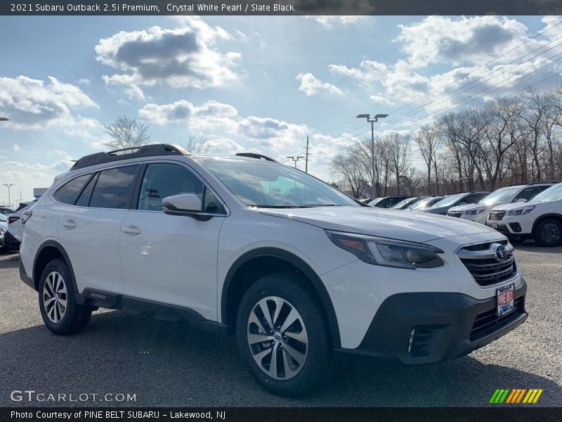 Crystal White Pearl / Slate Black 2021 Subaru Outback 2.5i Premium