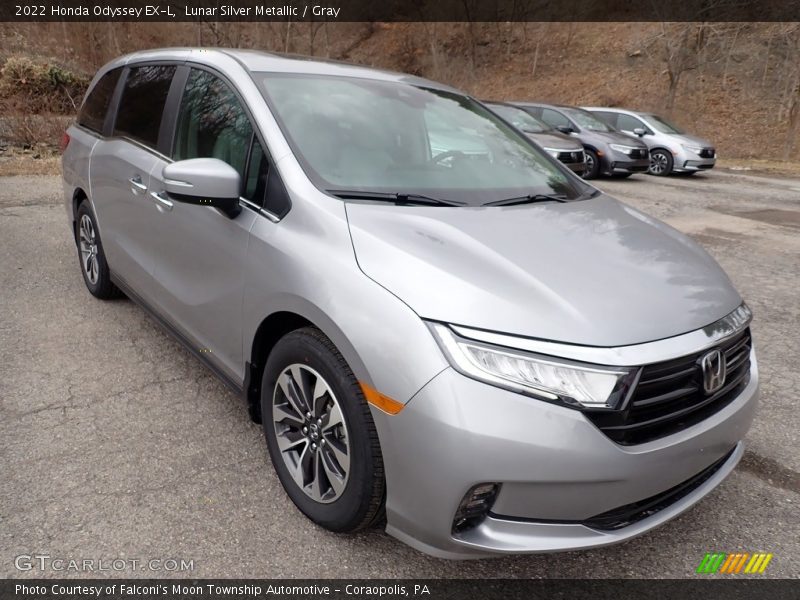 Front 3/4 View of 2022 Odyssey EX-L