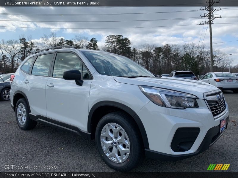 Crystal White Pearl / Black 2021 Subaru Forester 2.5i