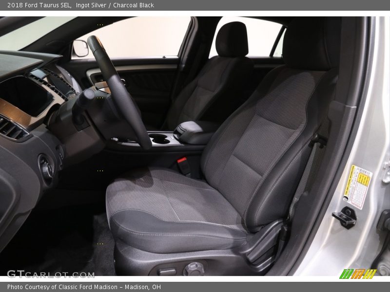 Ingot Silver / Charcoal Black 2018 Ford Taurus SEL