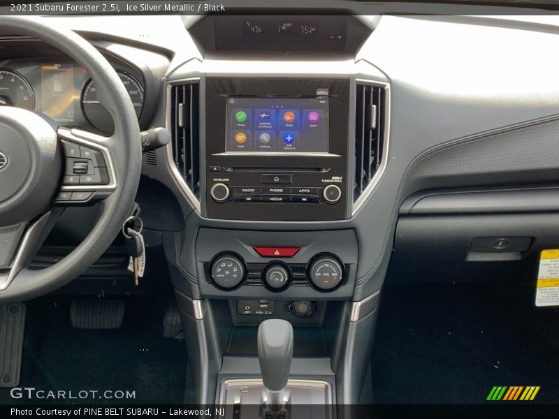 Ice Silver Metallic / Black 2021 Subaru Forester 2.5i
