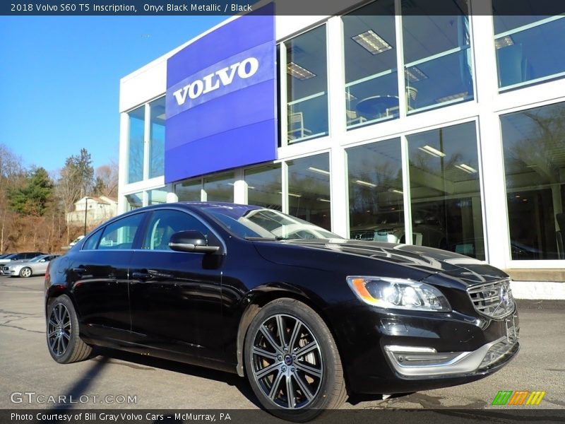 Front 3/4 View of 2018 S60 T5 Inscription