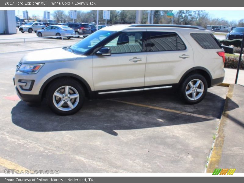 White Gold / Ebony Black 2017 Ford Explorer XLT