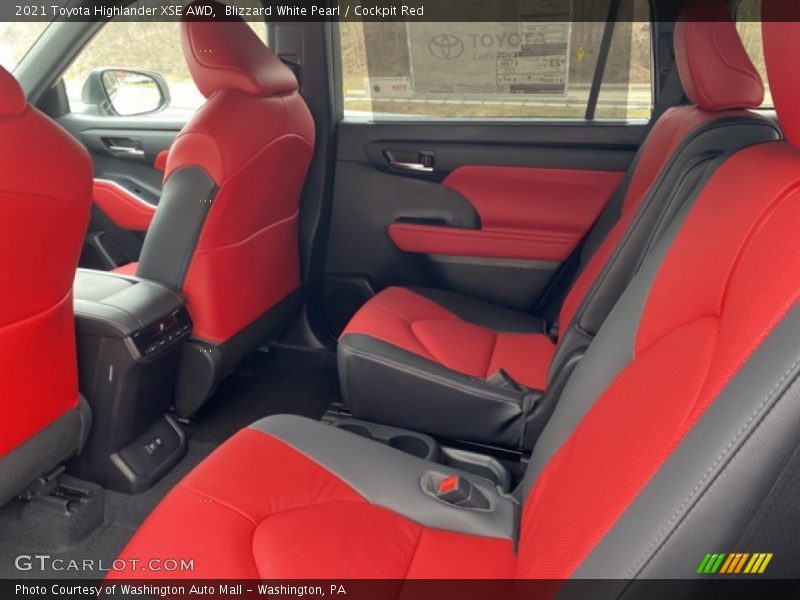 Blizzard White Pearl / Cockpit Red 2021 Toyota Highlander XSE AWD