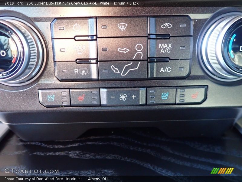 White Platinum / Black 2019 Ford F250 Super Duty Platinum Crew Cab 4x4