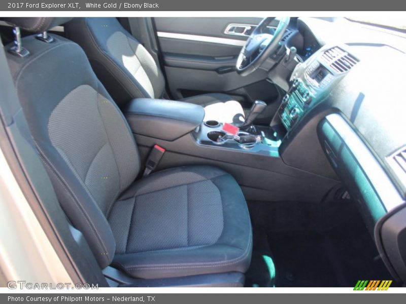 White Gold / Ebony Black 2017 Ford Explorer XLT