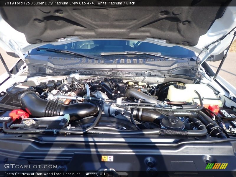 White Platinum / Black 2019 Ford F250 Super Duty Platinum Crew Cab 4x4