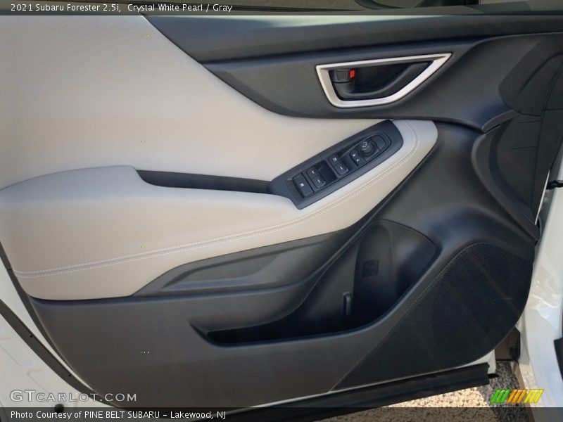 Crystal White Pearl / Gray 2021 Subaru Forester 2.5i