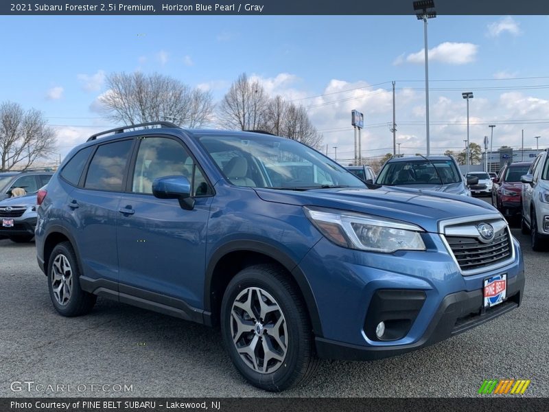 Horizon Blue Pearl / Gray 2021 Subaru Forester 2.5i Premium