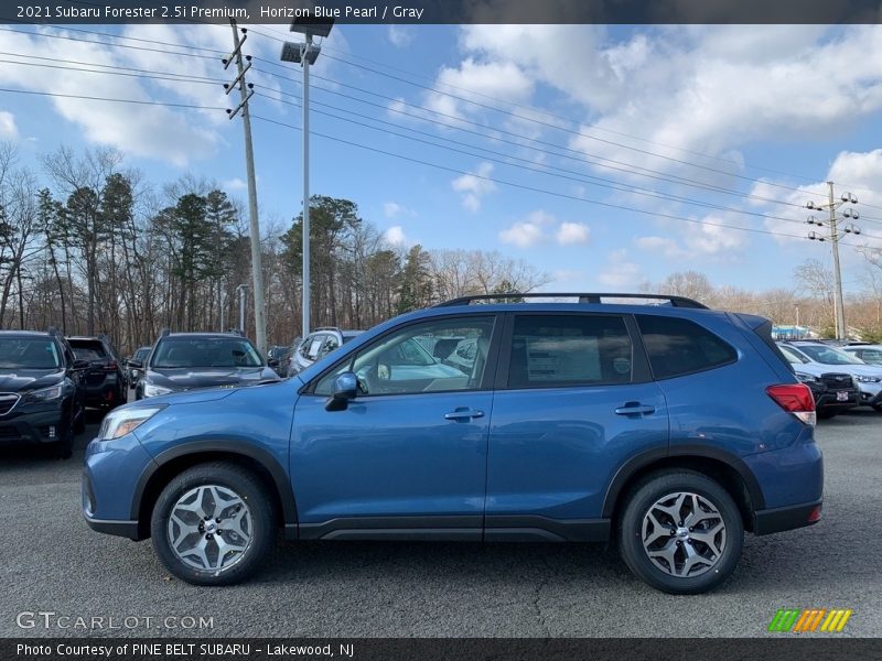 Horizon Blue Pearl / Gray 2021 Subaru Forester 2.5i Premium