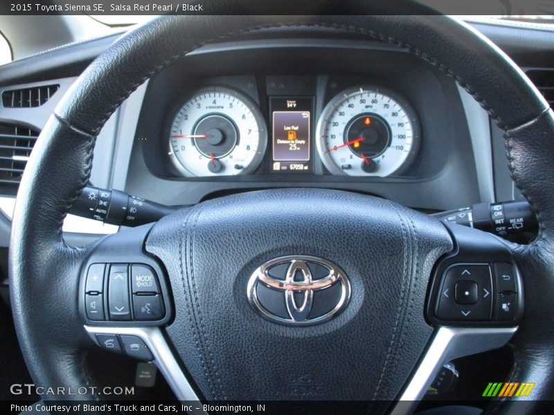 Salsa Red Pearl / Black 2015 Toyota Sienna SE