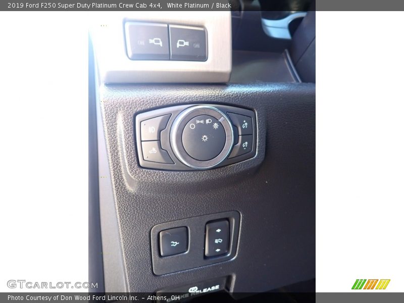 White Platinum / Black 2019 Ford F250 Super Duty Platinum Crew Cab 4x4