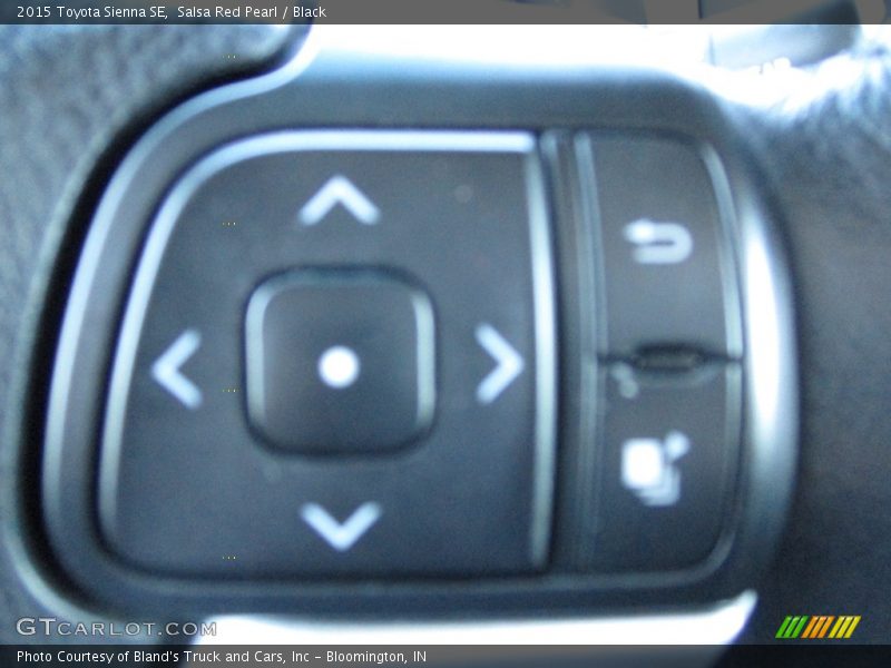 Salsa Red Pearl / Black 2015 Toyota Sienna SE
