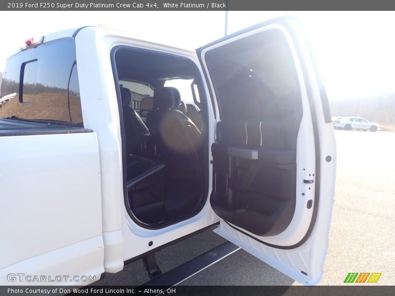 White Platinum / Black 2019 Ford F250 Super Duty Platinum Crew Cab 4x4
