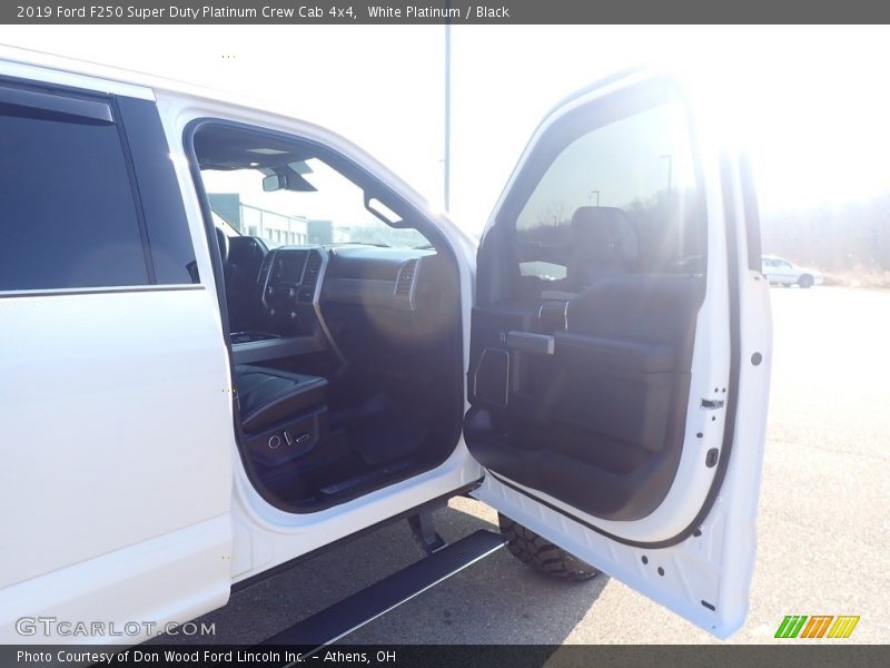 White Platinum / Black 2019 Ford F250 Super Duty Platinum Crew Cab 4x4