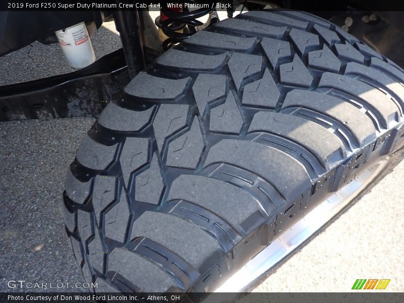 White Platinum / Black 2019 Ford F250 Super Duty Platinum Crew Cab 4x4
