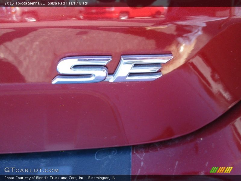 Salsa Red Pearl / Black 2015 Toyota Sienna SE