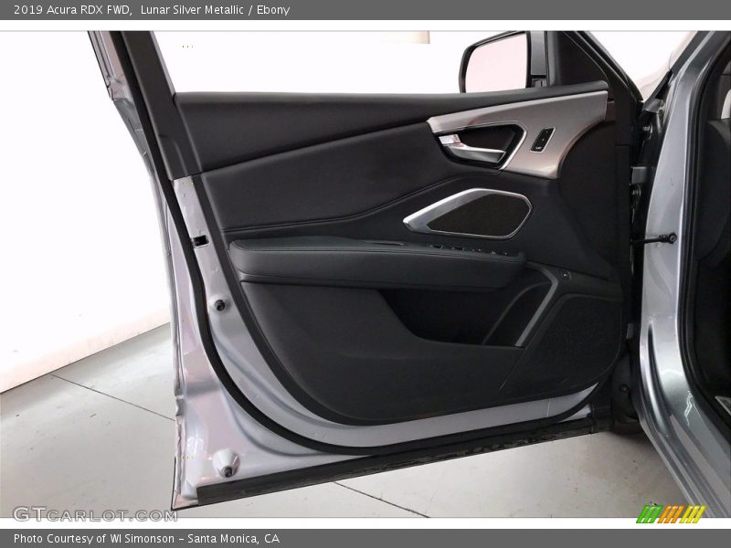 Lunar Silver Metallic / Ebony 2019 Acura RDX FWD