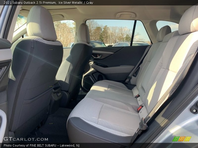Ice Silver Metallic / Gray 2021 Subaru Outback 2.5i Premium