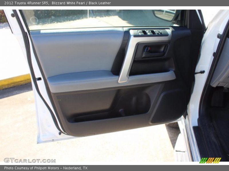 Blizzard White Pearl / Black Leather 2012 Toyota 4Runner SR5