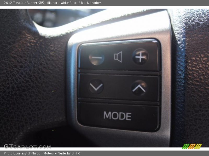 Blizzard White Pearl / Black Leather 2012 Toyota 4Runner SR5