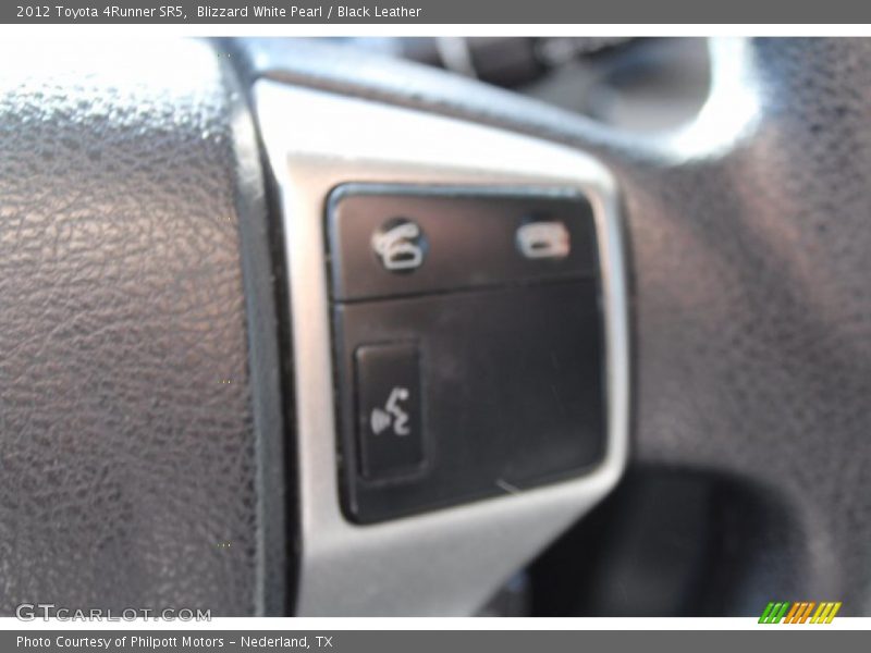 Blizzard White Pearl / Black Leather 2012 Toyota 4Runner SR5