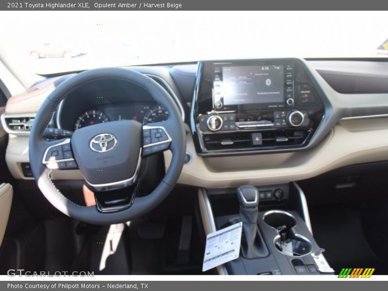 Opulent Amber / Harvest Beige 2021 Toyota Highlander XLE