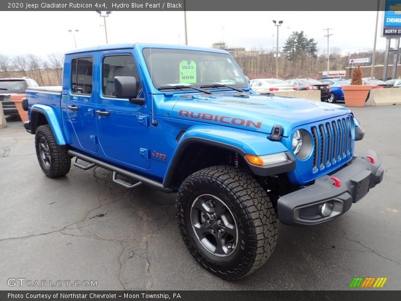 Front 3/4 View of 2020 Gladiator Rubicon 4x4