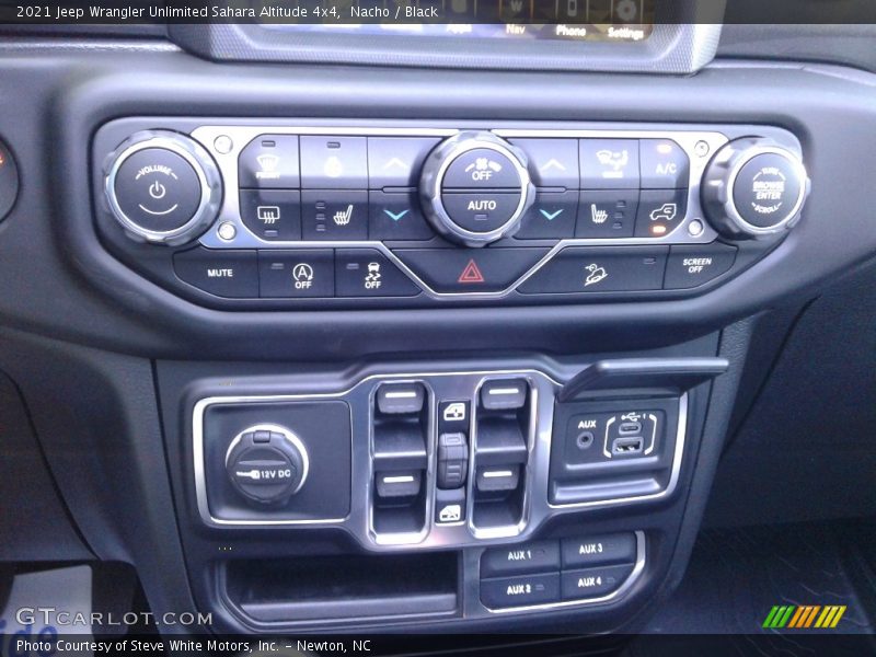 Nacho / Black 2021 Jeep Wrangler Unlimited Sahara Altitude 4x4