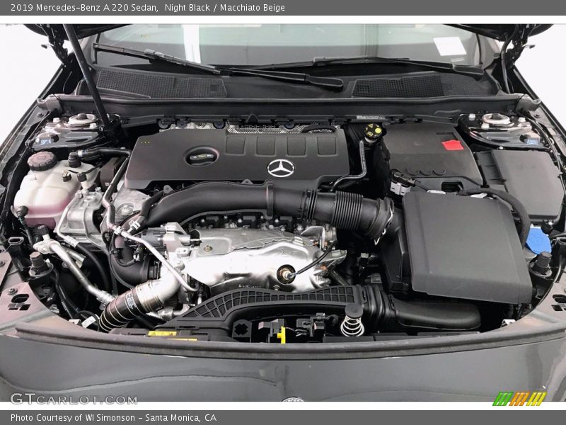 Night Black / Macchiato Beige 2019 Mercedes-Benz A 220 Sedan