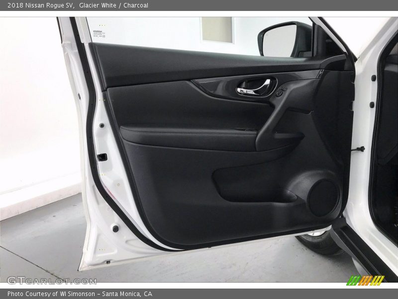 Door Panel of 2018 Rogue SV