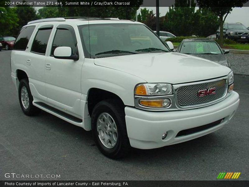 Summit White / Gray/Dark Charcoal 2004 Chevrolet Tahoe Z71 4x4