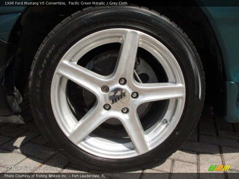  1996 Mustang V6 Convertible Wheel