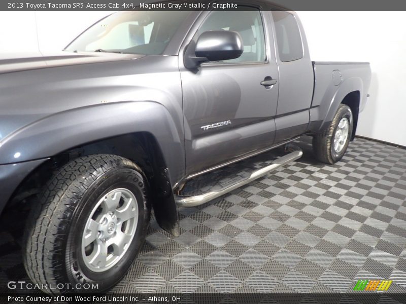 Magnetic Gray Metallic / Graphite 2013 Toyota Tacoma SR5 Access Cab 4x4
