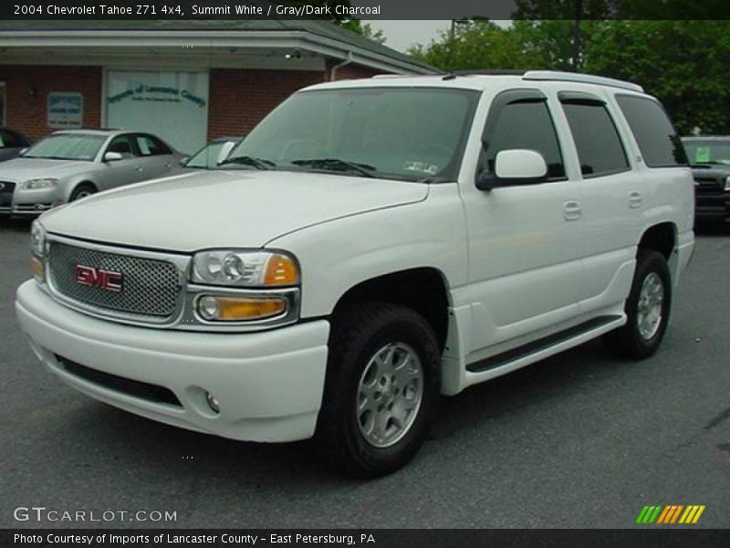 Summit White / Gray/Dark Charcoal 2004 Chevrolet Tahoe Z71 4x4