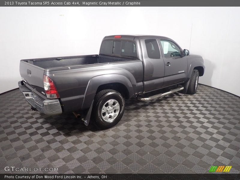 Magnetic Gray Metallic / Graphite 2013 Toyota Tacoma SR5 Access Cab 4x4