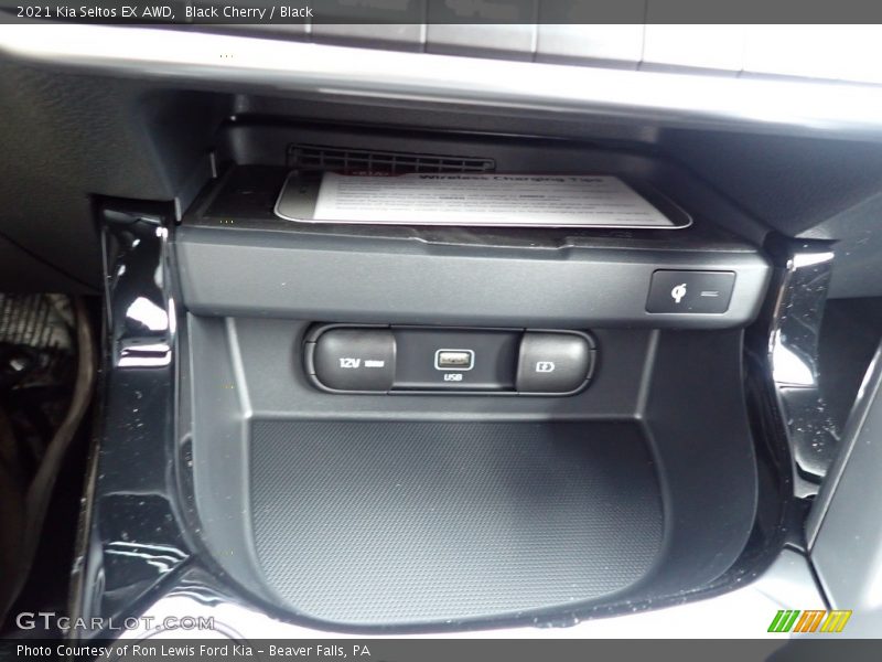 Black Cherry / Black 2021 Kia Seltos EX AWD