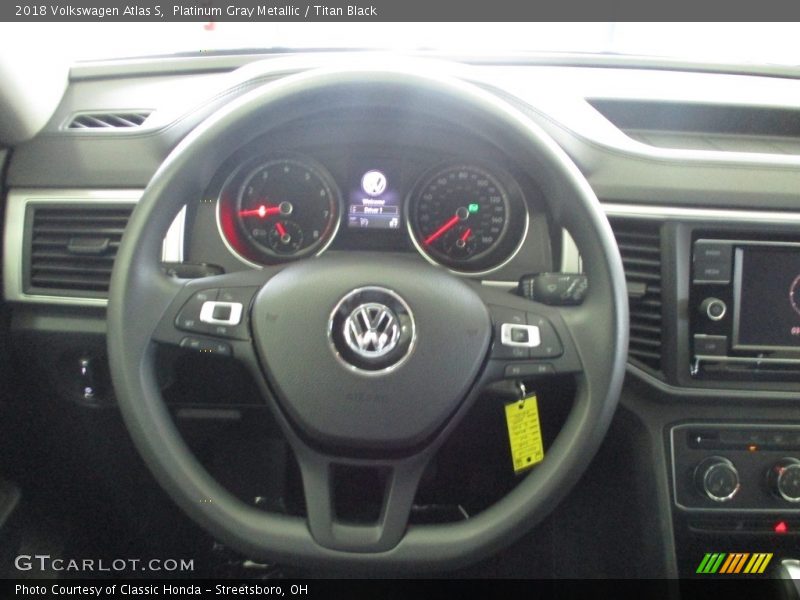 Platinum Gray Metallic / Titan Black 2018 Volkswagen Atlas S