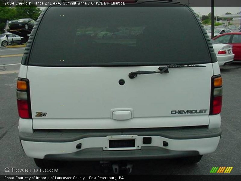 Summit White / Gray/Dark Charcoal 2004 Chevrolet Tahoe Z71 4x4